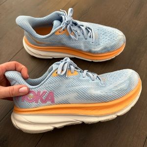 Womens’s Hoka Running Shoes